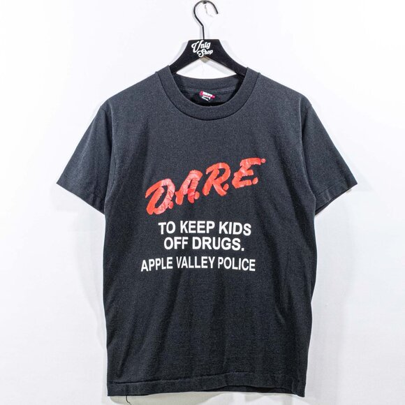 DARE To Keep Kids Off Drugs T-Shirt Medium VTG 90s Streetwear Classic Skate - Picture 1 of 6